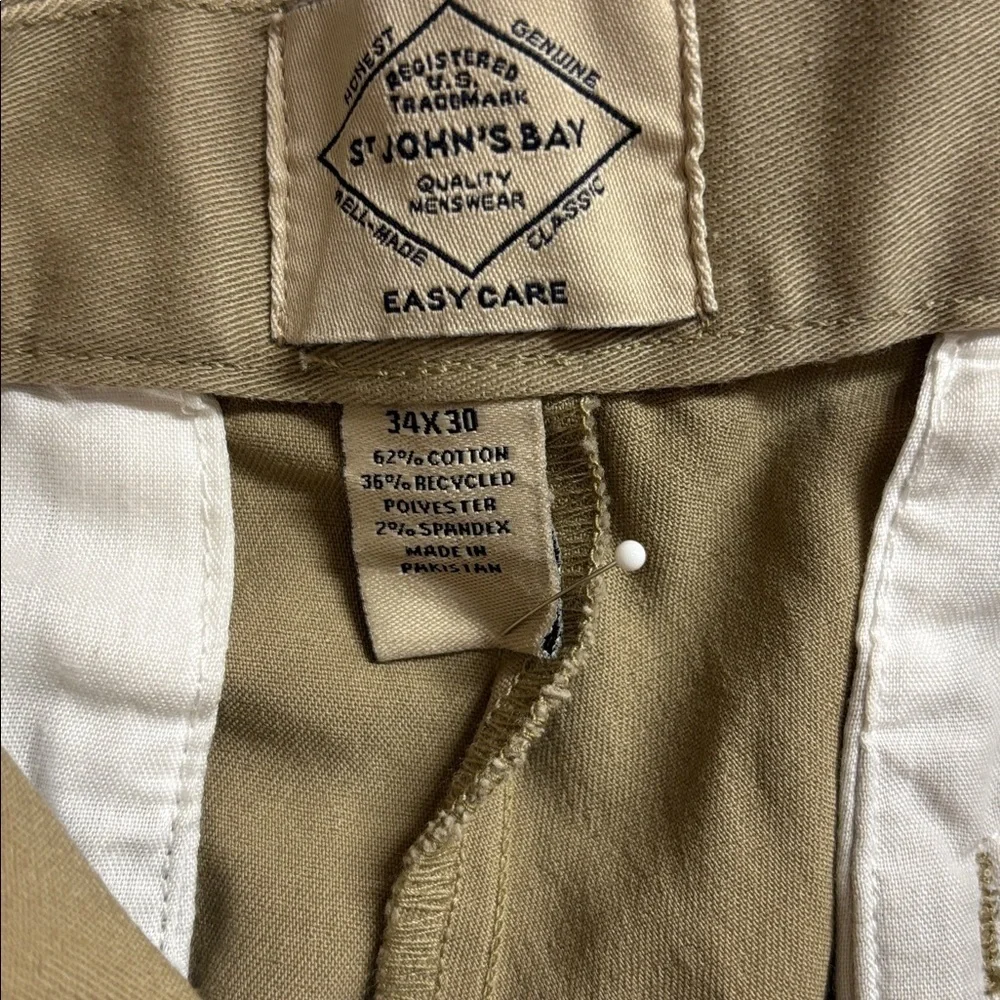 St. John's Bay Men's Khaki Chinos Classic Fit Flat Front Easy Care  NWT 34 X 30